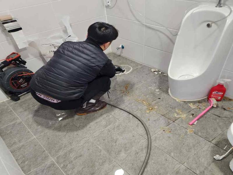 송파구 소변기·상가 배관 작업사례 6
